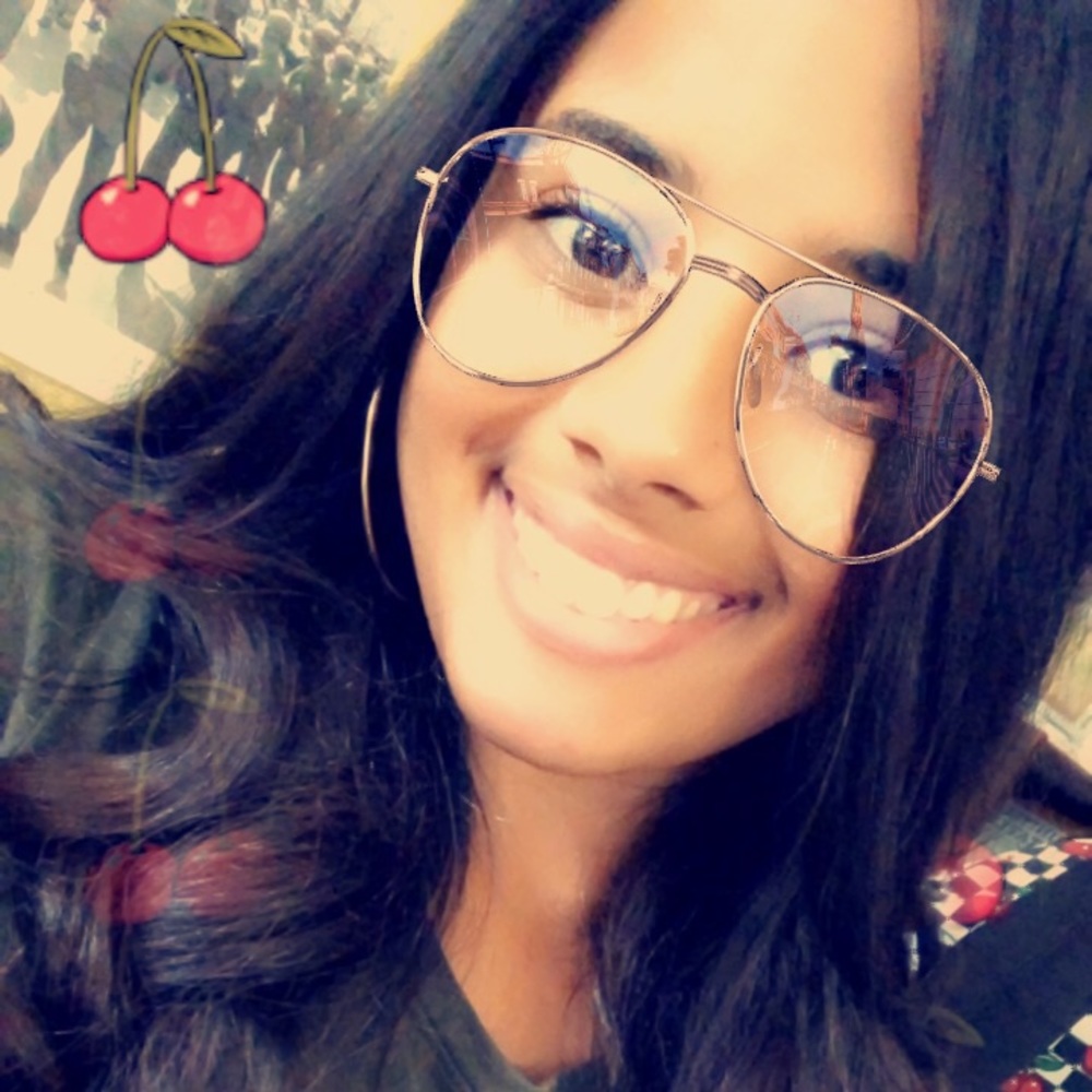 Meet your Posher, Laila